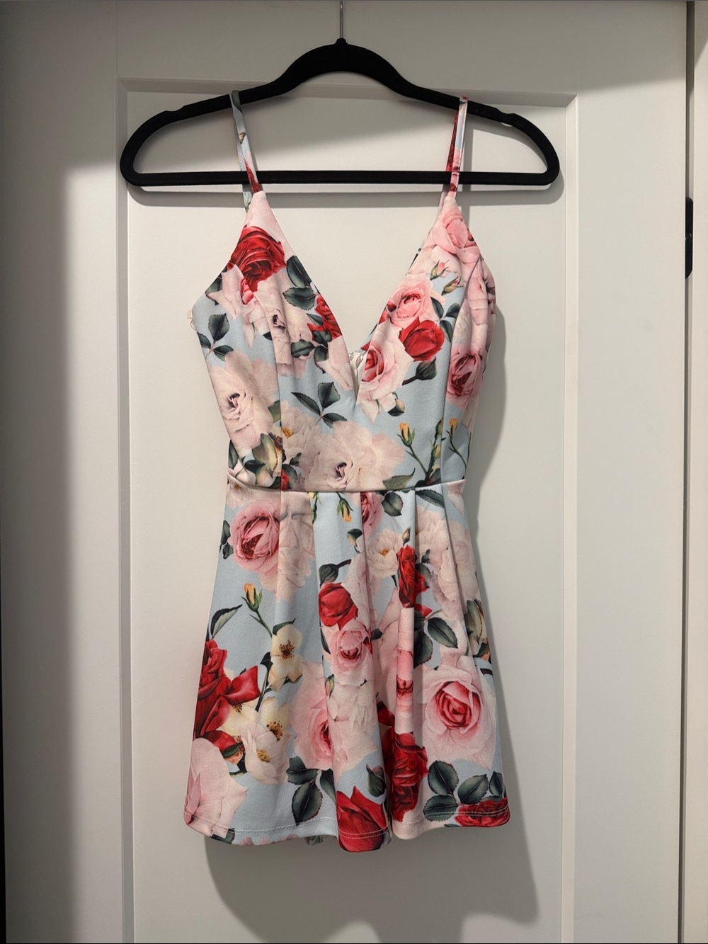 Floral V-Neck Spaghetti Strap Romper in Pastel Blue and Red